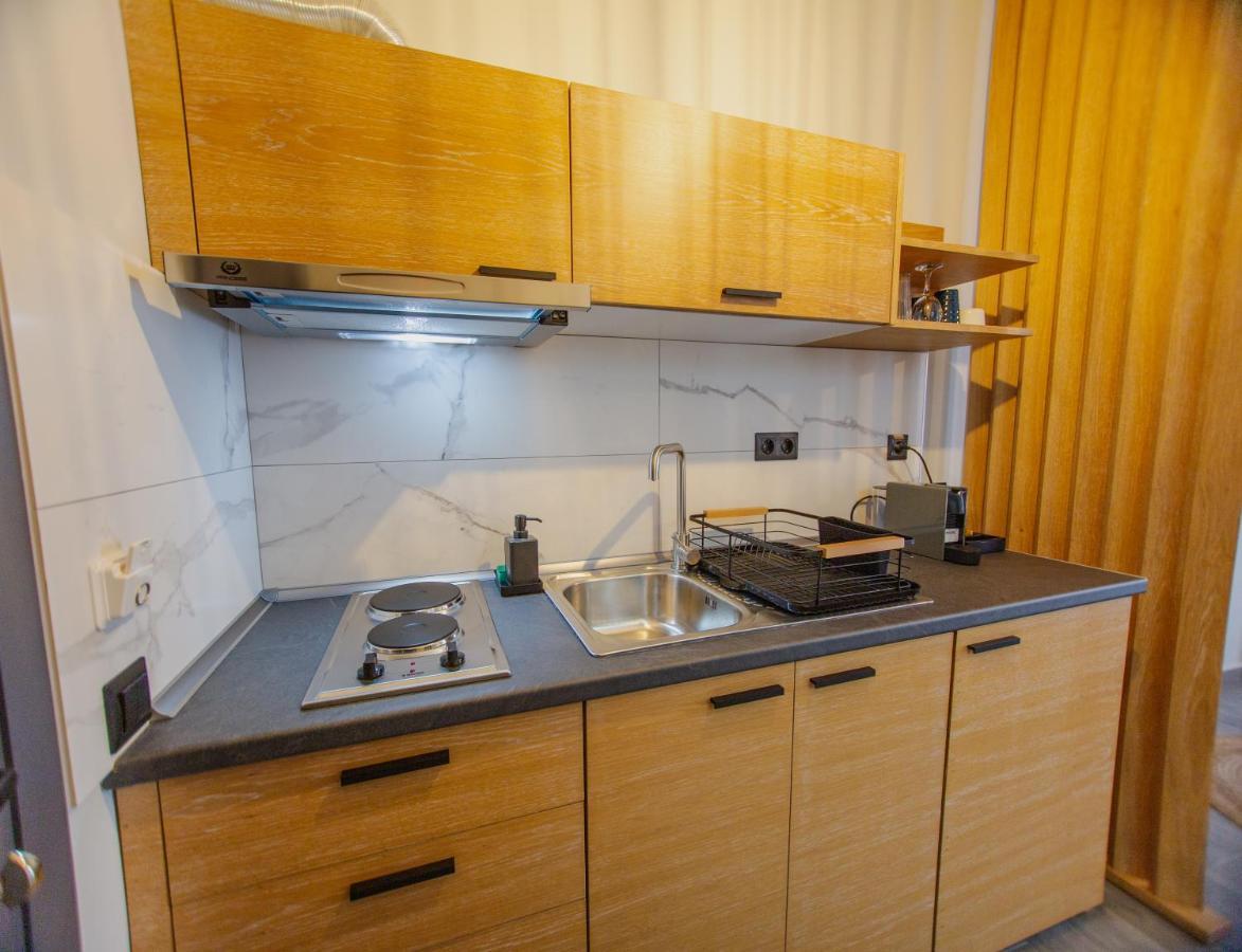 Thea Comfy Living Aparthotel Vrasná Buitenkant foto