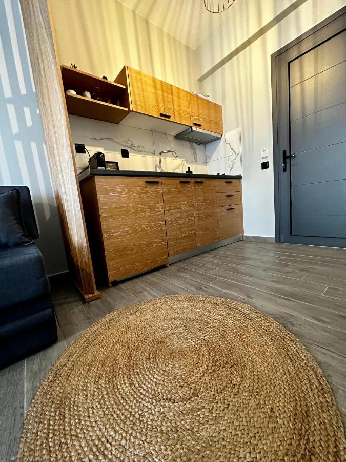 Thea Comfy Living Aparthotel Vrasná Buitenkant foto