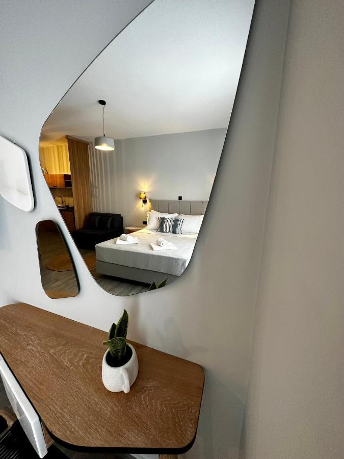 Thea Comfy Living Aparthotel Vrasná Buitenkant foto