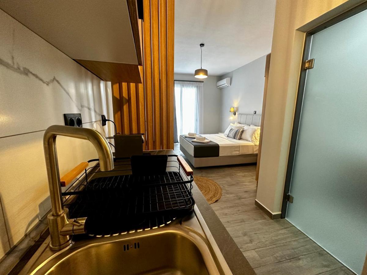 Thea Comfy Living Aparthotel Vrasná Buitenkant foto