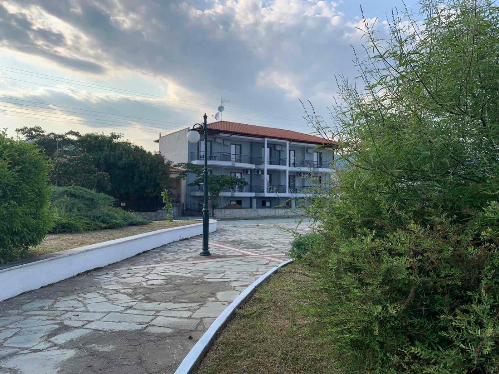 Thea Comfy Living Aparthotel Vrasná Buitenkant foto